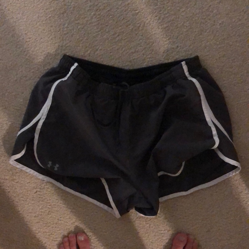 Running shorts